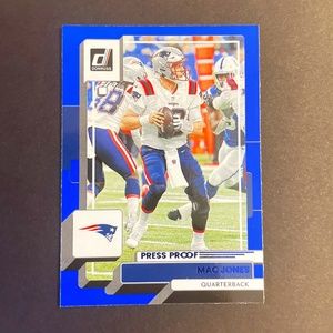 Mac Jones: New England Patriots Quarterback 2022 Panini Donruss Press Proof #134